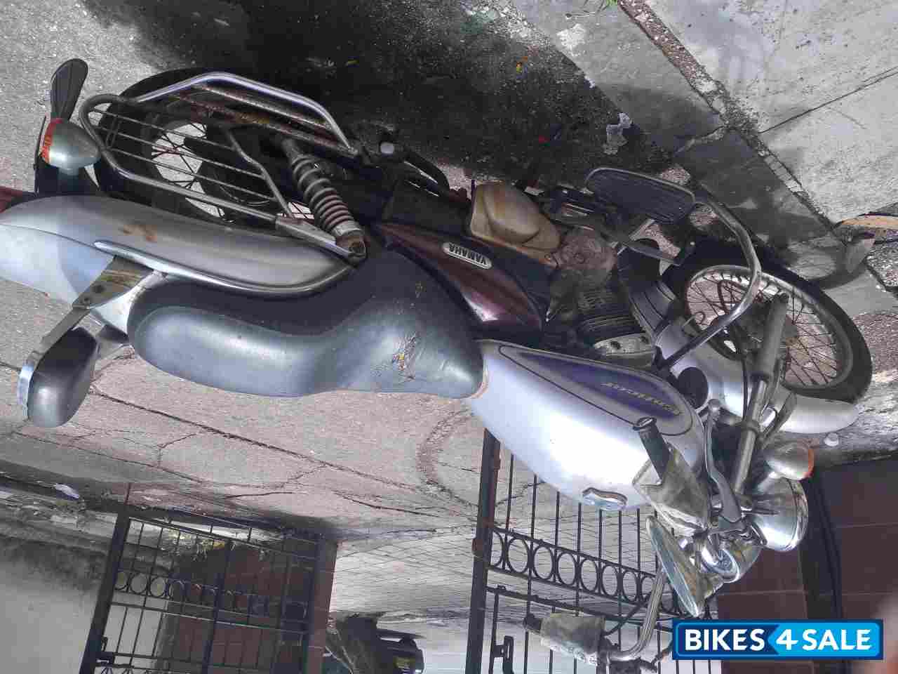 Purple Yamaha Enticer Purple Yamaha Enticer