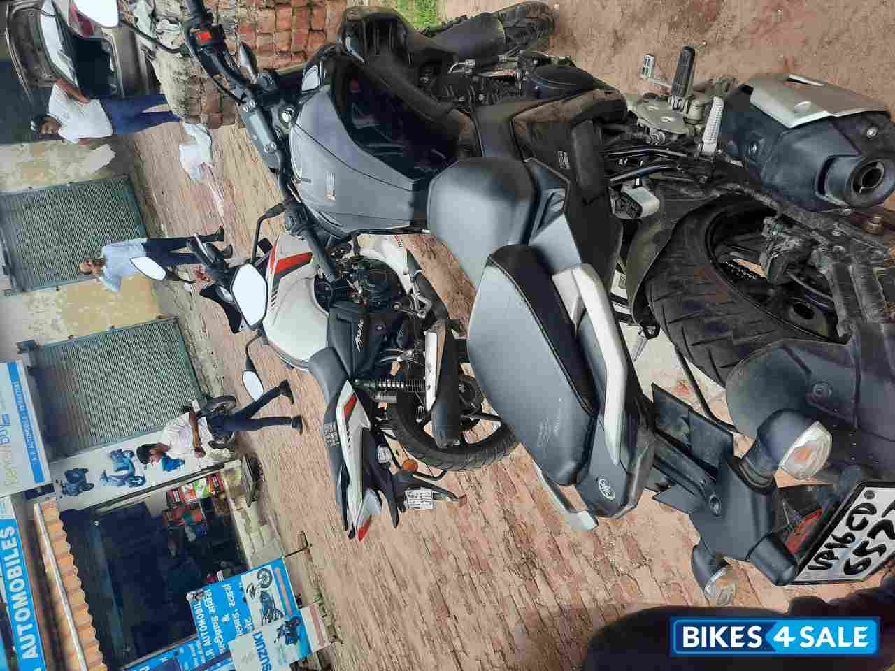 Warrior Knight (black) Yamaha FZ25