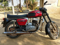 Ideal Jawa Yezdi Classic