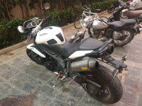 Crystal White Triumph Speed Triple