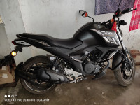 Mate Black Yamaha FZ FI V3 BS6