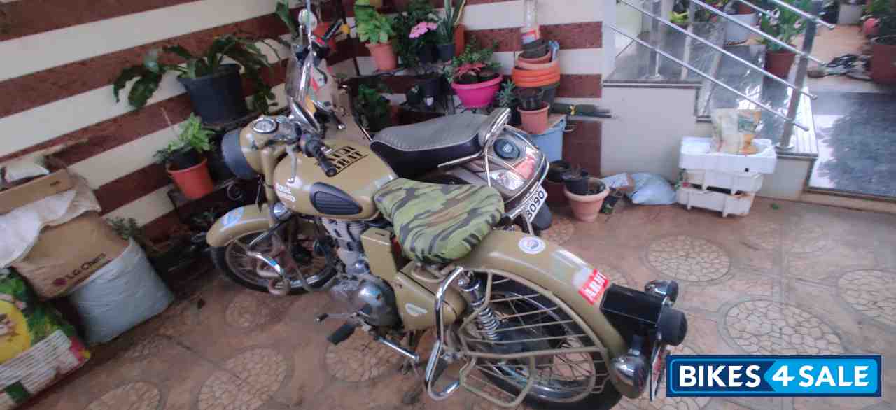 Royal Enfield Classic Desert Storm