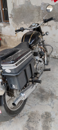 Black Royal Enfield Classic 350