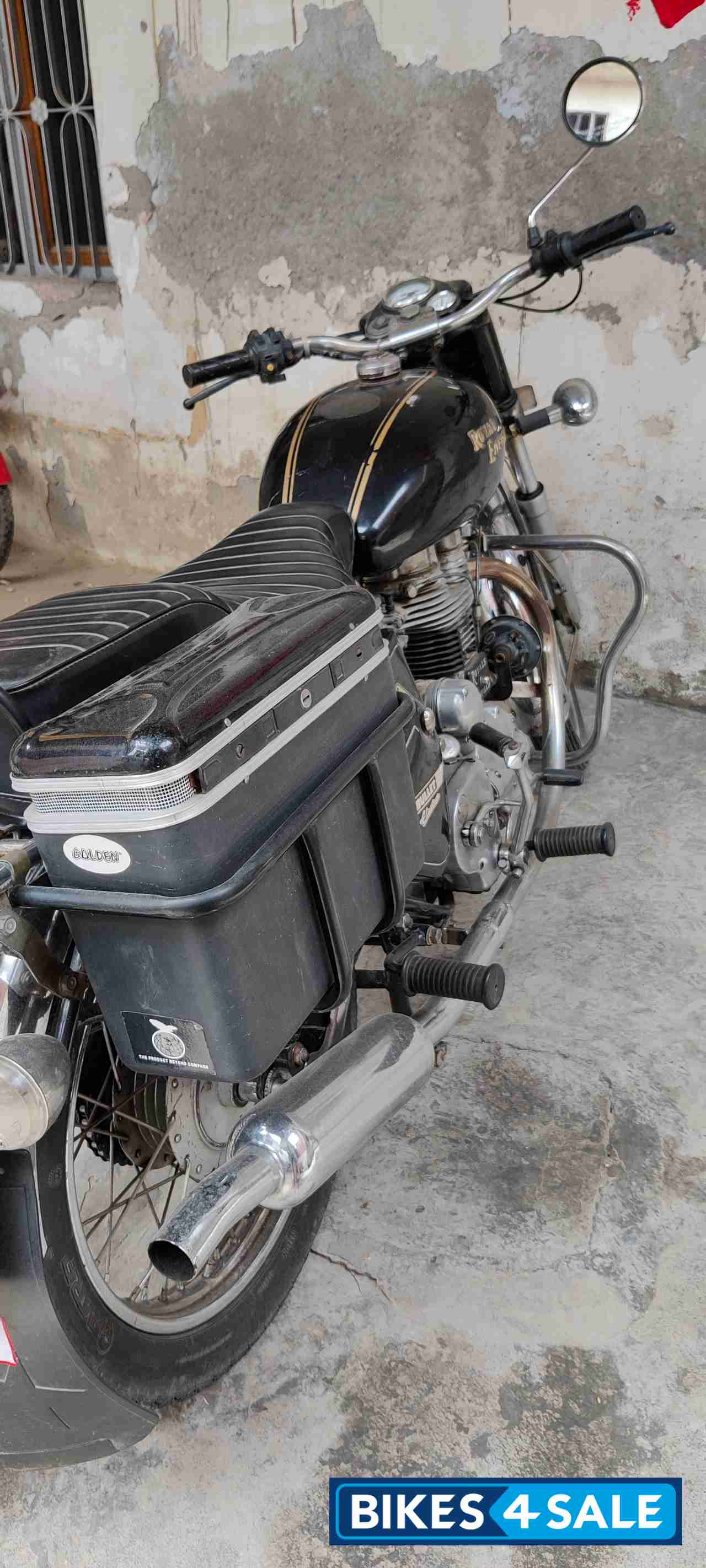 Black Royal Enfield Classic 350