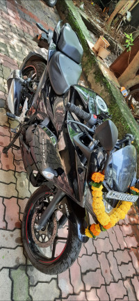 Black Suzuki Gixxer 150