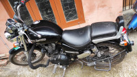 Black Royal Enfield Thunderbird 350