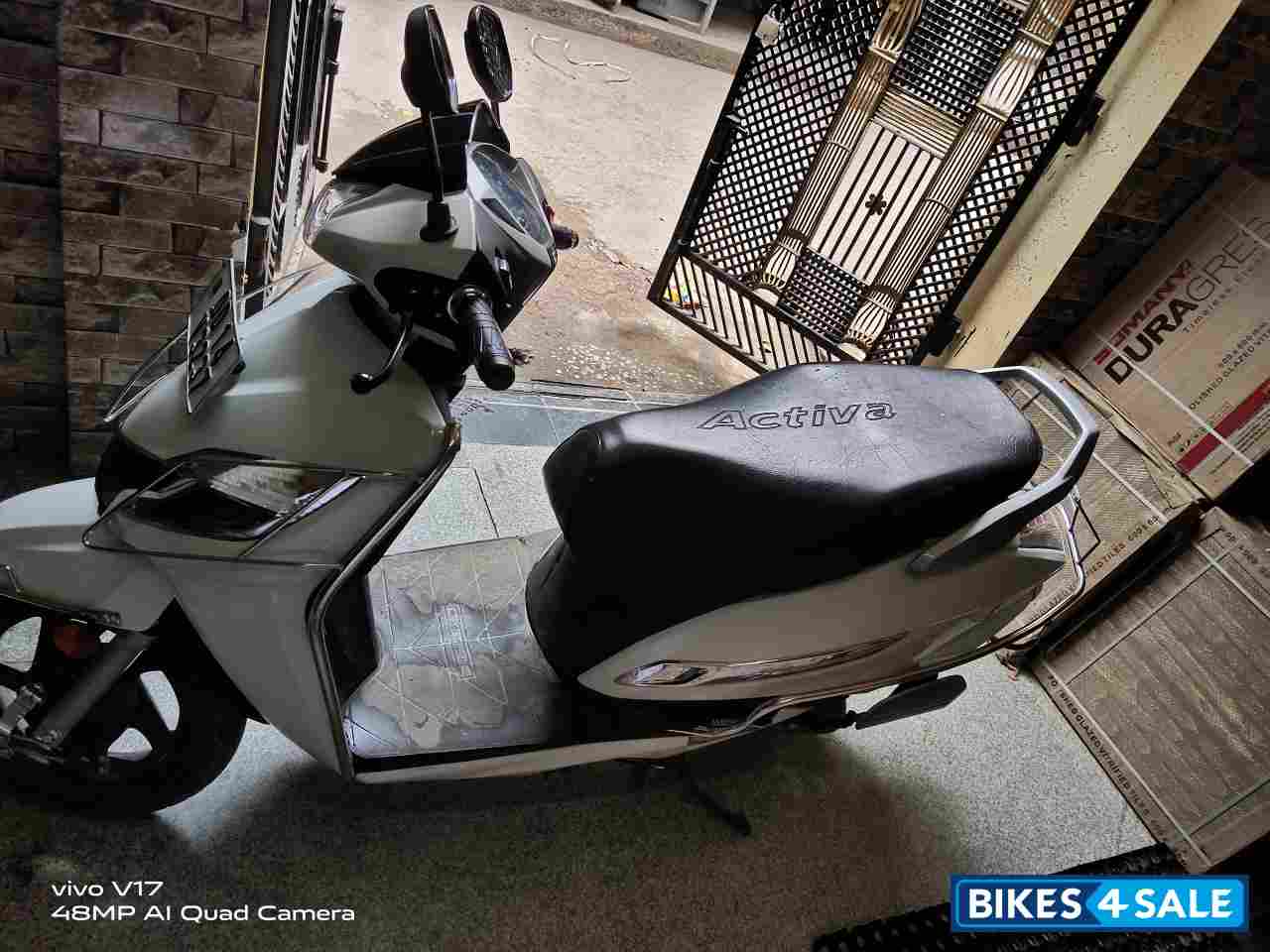 White Honda Activa 125 BS6