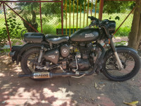 Royal Enfield Classic 500