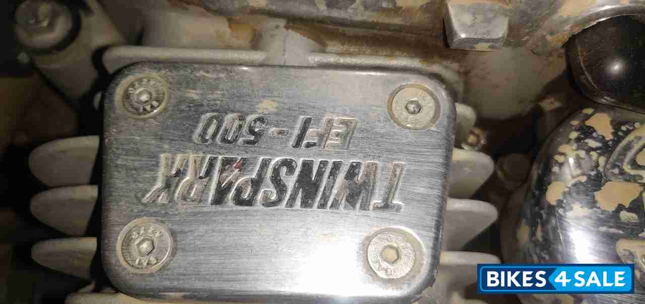 Royal Enfield Classic 500