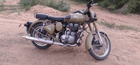 Royal Enfield Classic 500