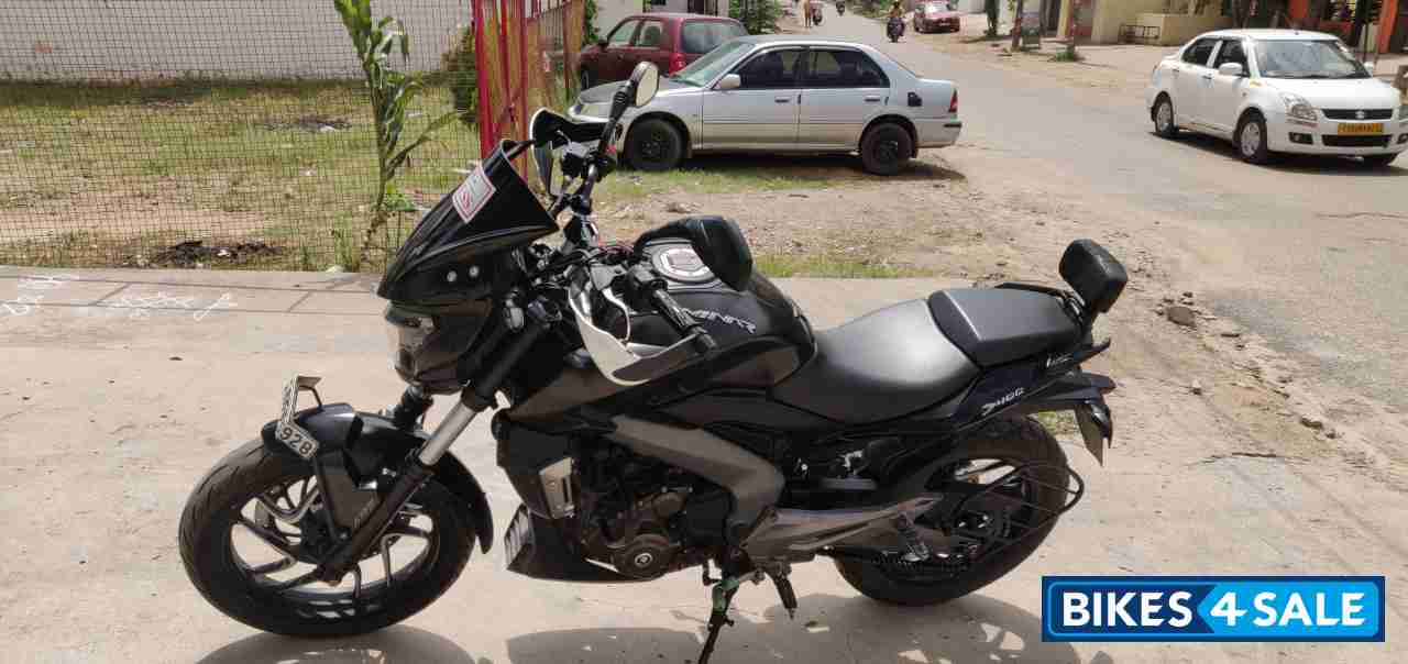 Bajaj Dominar 400