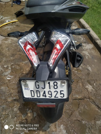 Black Bajaj Pulsar RS 200 ABS