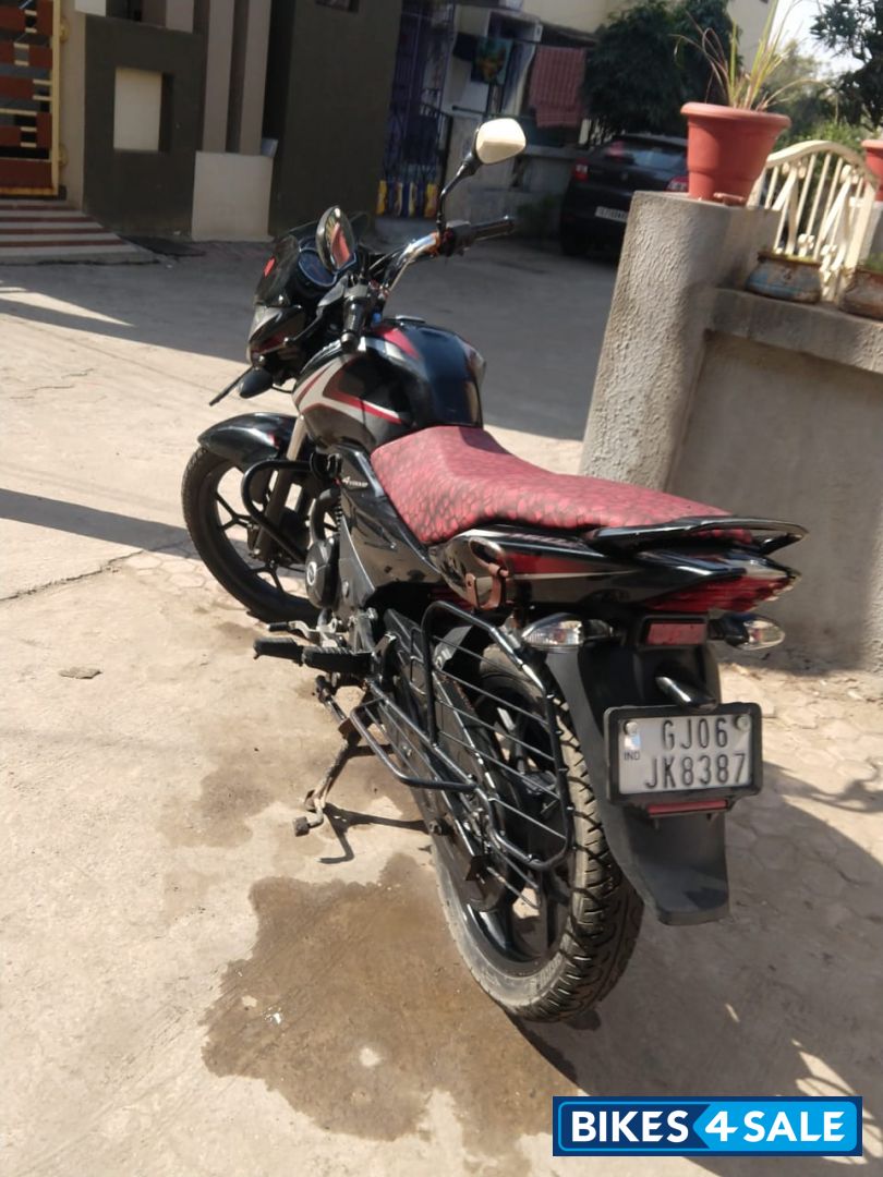 Bajaj Discover 150 S Bajaj Discover 150 S