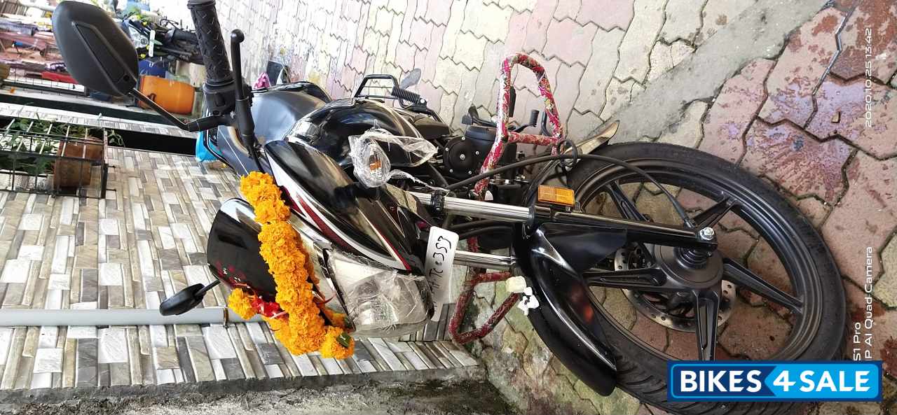 Black Honda CB Shine