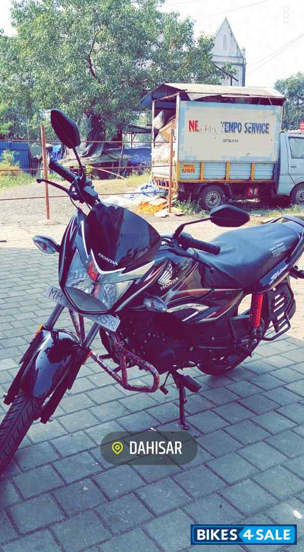 Black Honda CB Shine Black Honda CB Shine