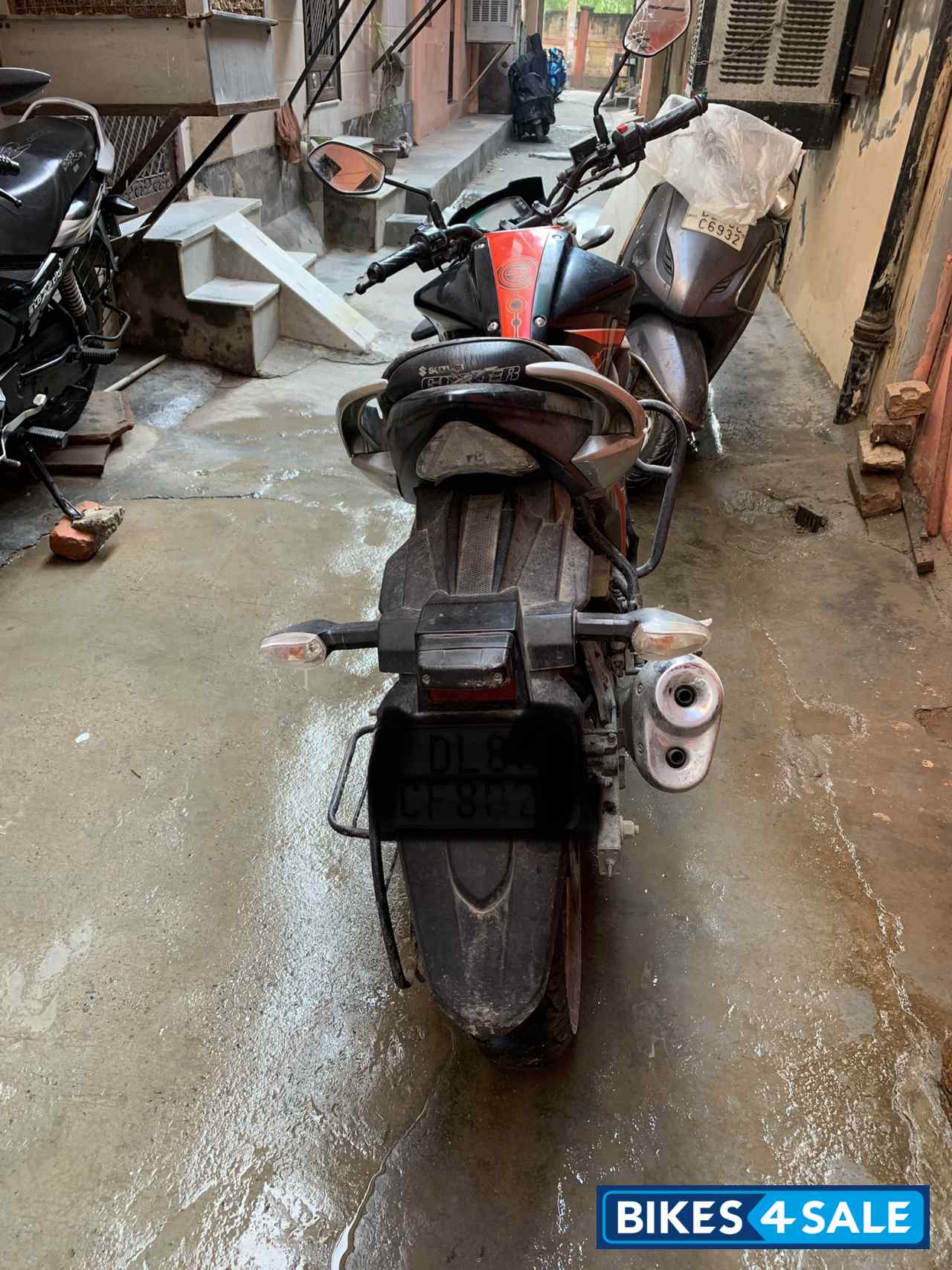 Black And Orange Suzuki Gixxer SP