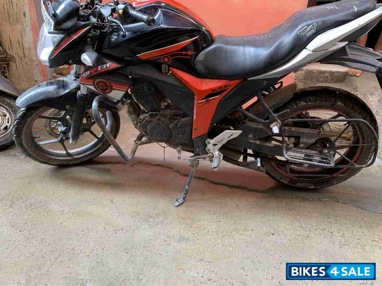 Black And Orange Suzuki Gixxer SP