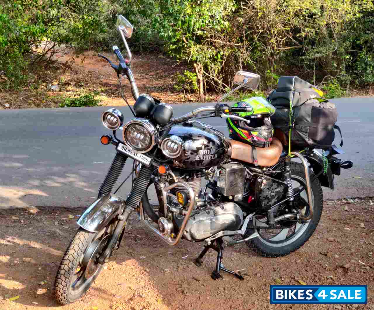 Black And Grey Camo Royal Enfield Bullet Machismo A500