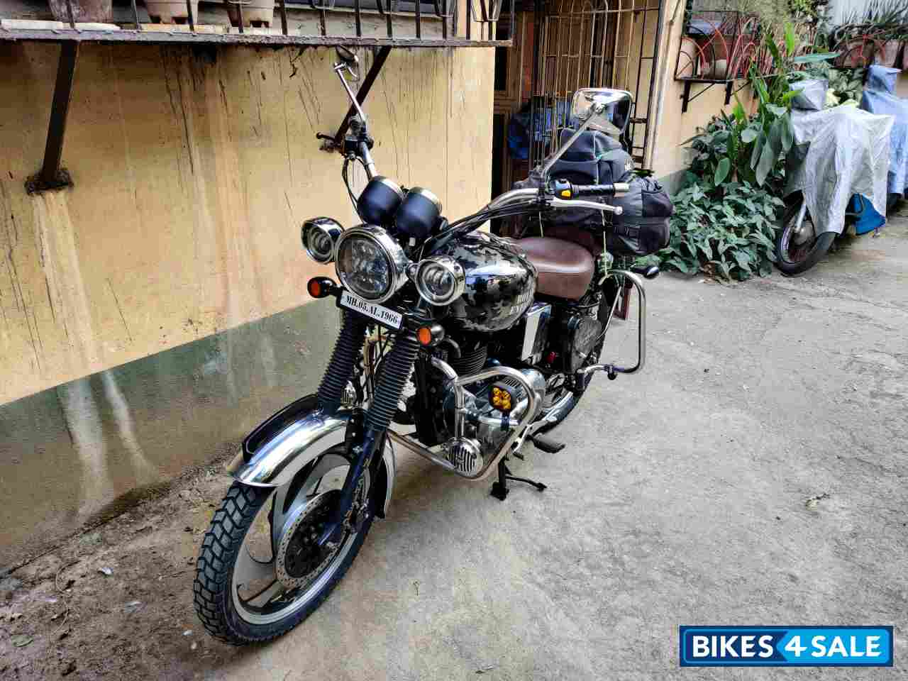 Black And Grey Camo Royal Enfield Bullet Machismo A500