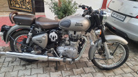 Gun Metal Grey Royal Enfield Classic Gunmetal Grey