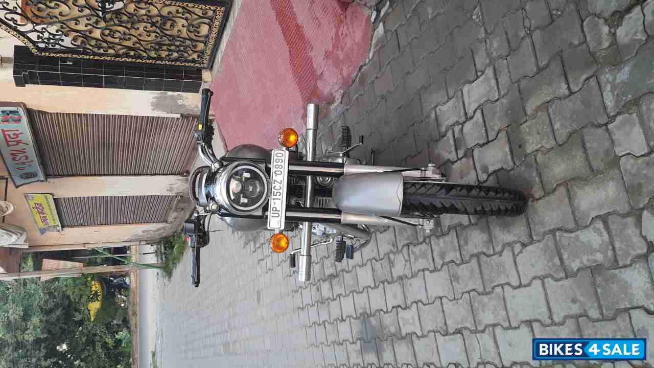 Gun Metal Grey Royal Enfield Classic Gunmetal Grey