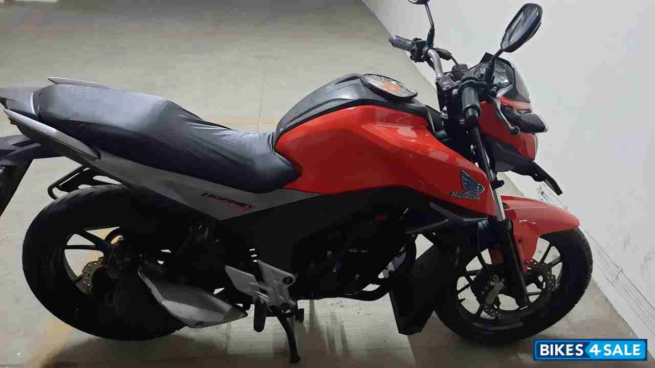Red Honda CB Hornet 160R ABS