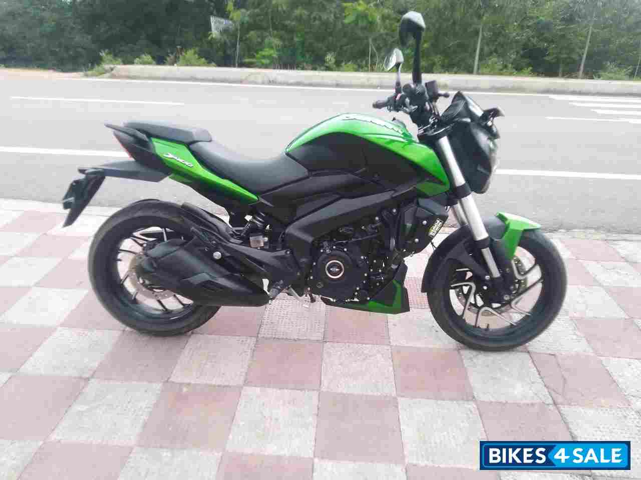 Bajaj Dominar 400 Disc