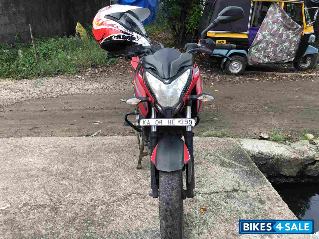 Bajaj Pulsar 200 NS Bajaj Pulsar 200 NS