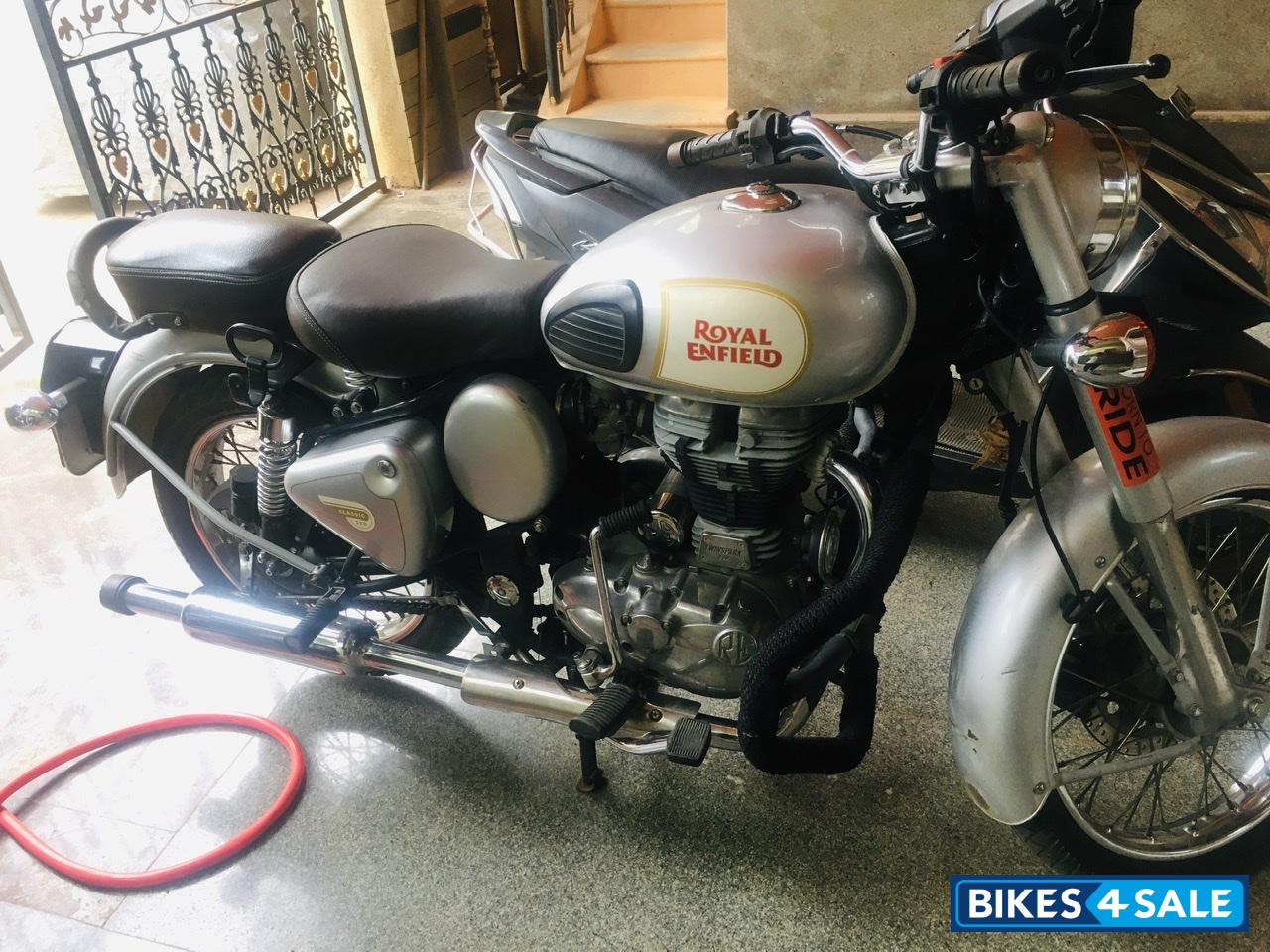Silver Royal Enfield Classic 350