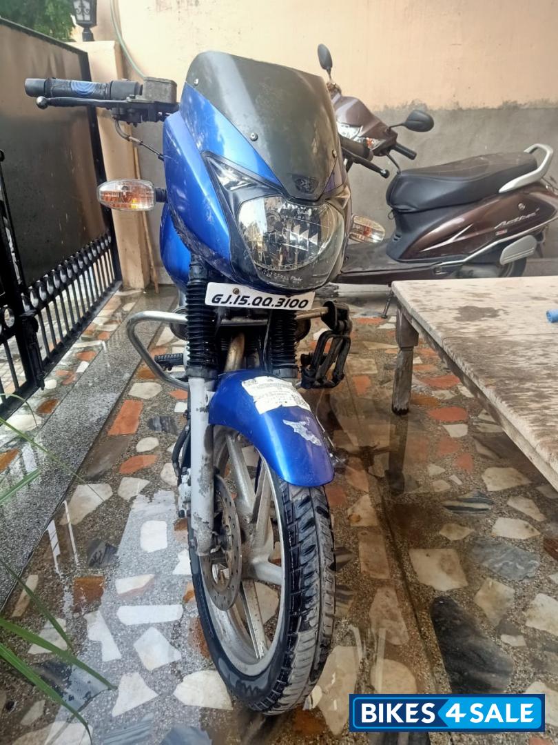 Blue Bajaj Pulsar 150 DTSi Blue Bajaj Pulsar 150 DTSi