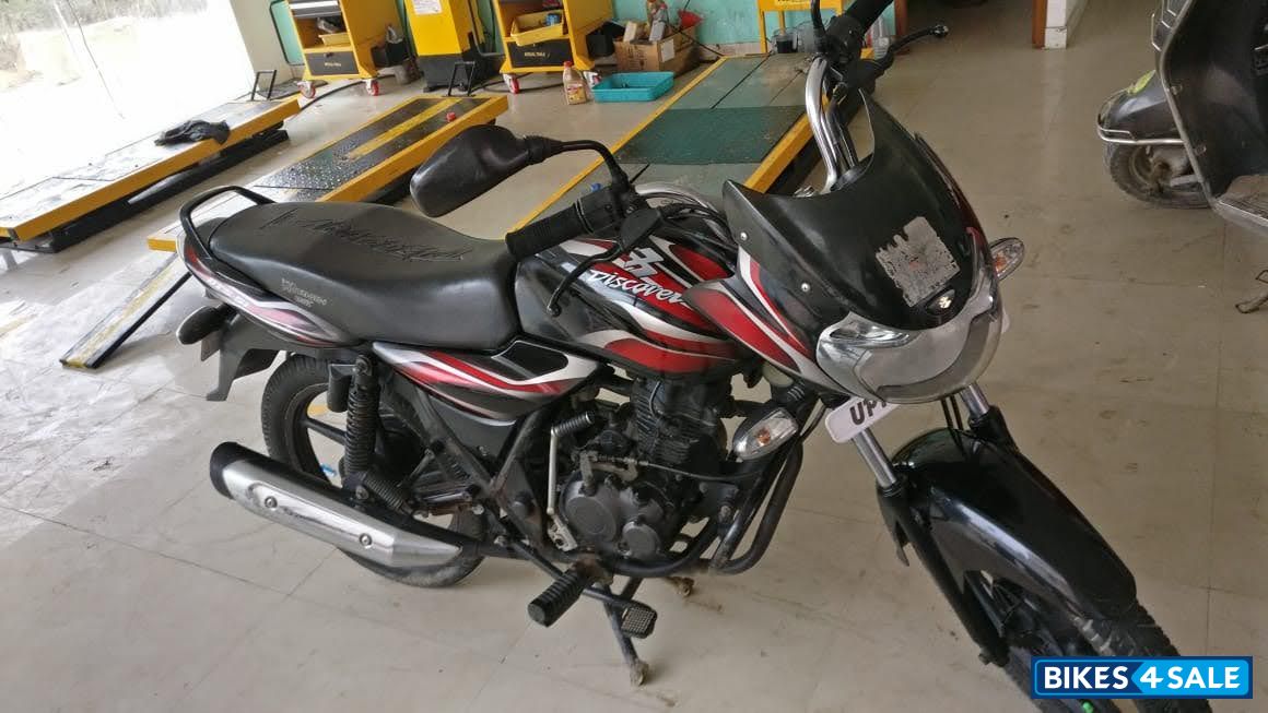 Red Black Bajaj Discover 100 DTS-Si
