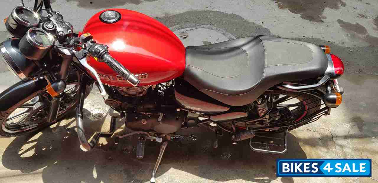 Red&black Royal Enfield Thunderbird X 350