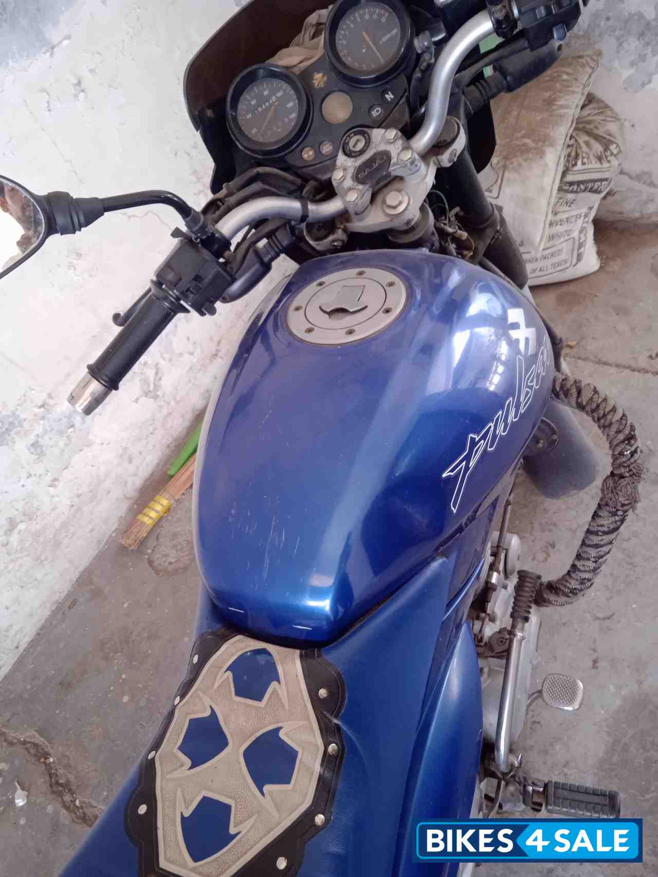 Blue Bajaj Pulsar 150 DTSi Blue Bajaj Pulsar 150 DTSi