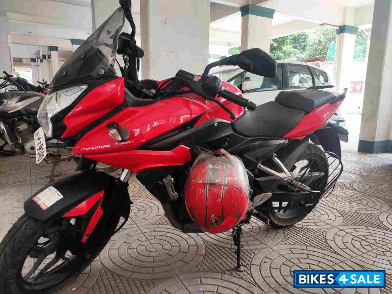 Red Bajaj Pulsar AS 200
