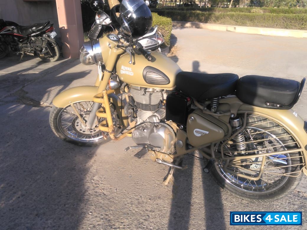 Royal Enfield Classic Desert Storm