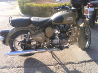 Royal Enfield Classic Desert Storm