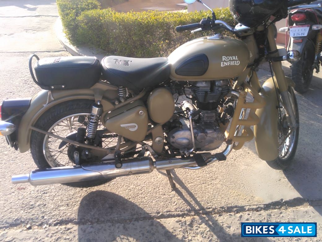 Royal Enfield Classic Desert Storm