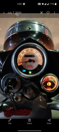 Gunmetal Grey Royal Enfield Classic Gunmetal Grey