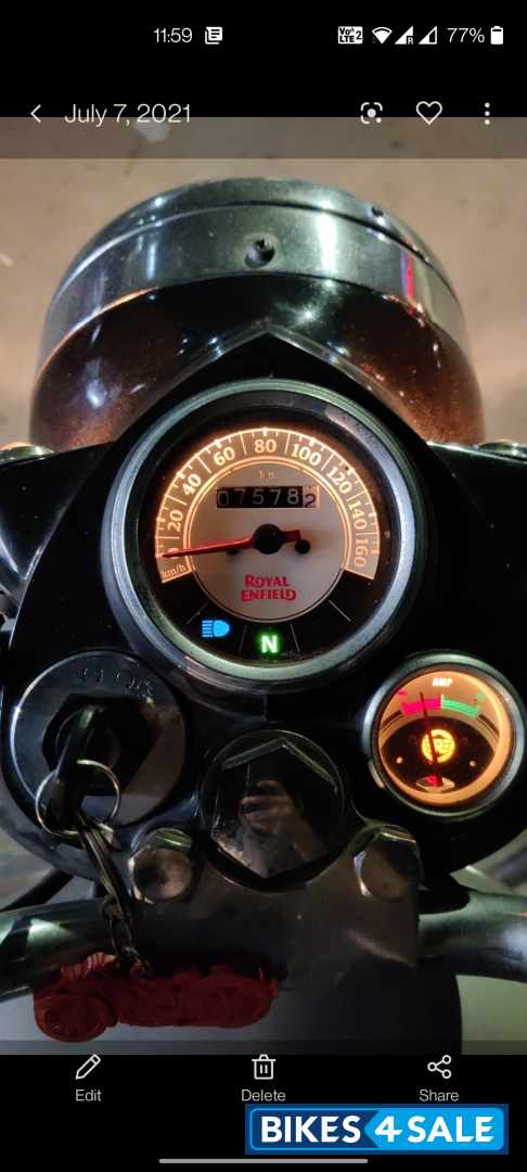 Gunmetal Grey Royal Enfield Classic Gunmetal Grey