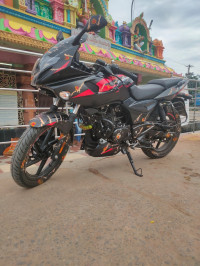 Bajaj Pulsar 220F BS6