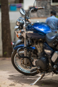 Marine Blue Royal Enfield Thunderbird 500