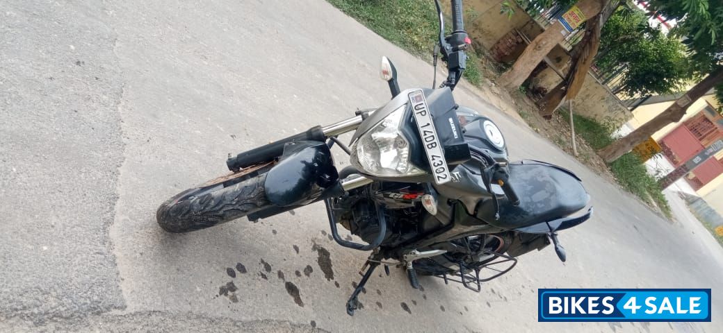 Dual Tone Grey/black Suzuki Gixxer SP