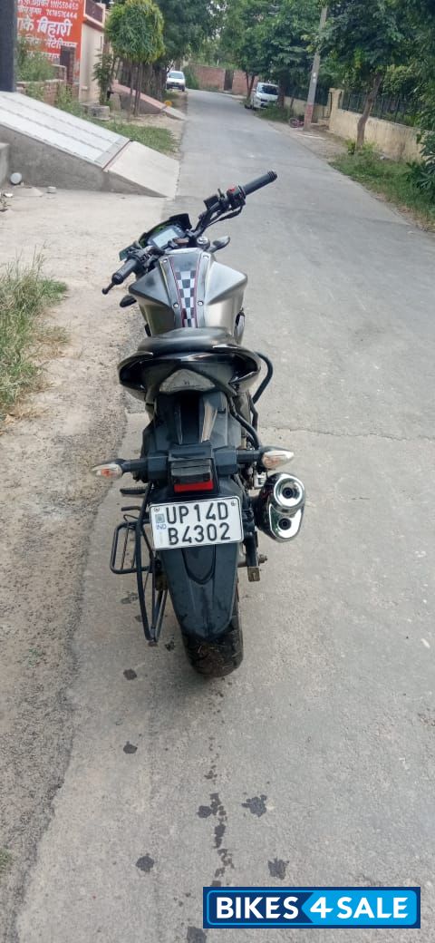 Dual Tone Grey/black Suzuki Gixxer SP
