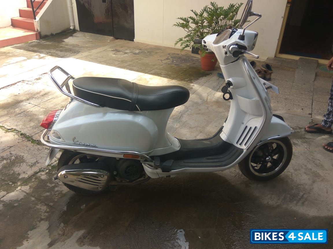 Vespa SXL 150