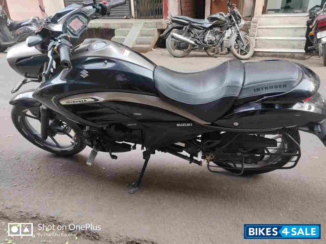 Suzuki Intruder 150 BS6