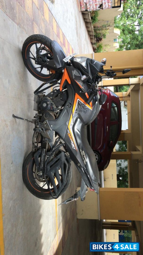 Honda CB Hornet 160R Honda CB Hornet 160R