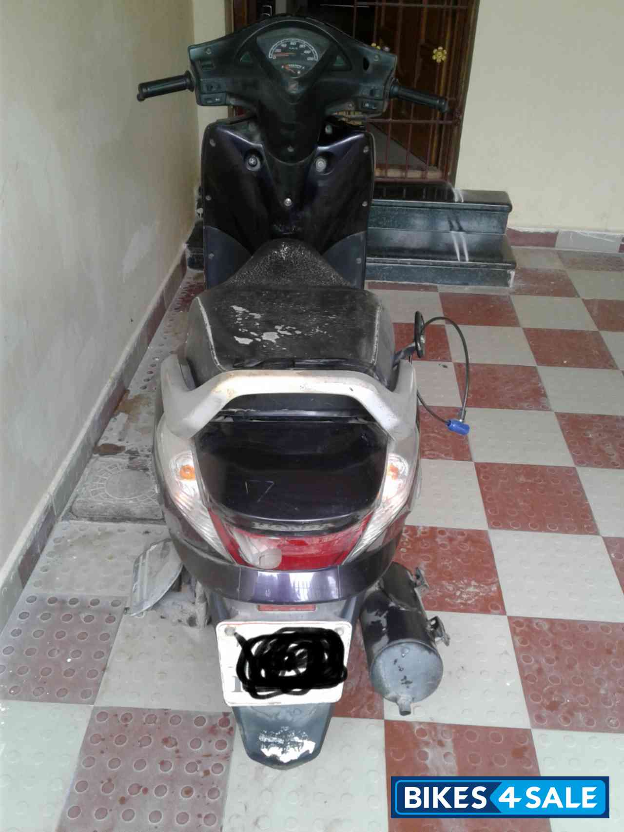 Purple Honda Aviator