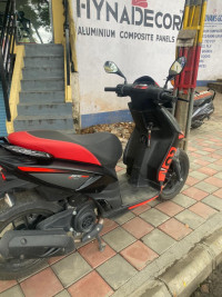 Red And Black Aprilia SR 160 Std ABS