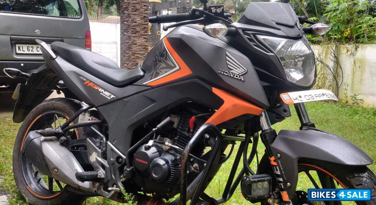 Honda CB Hornet 160R ABS