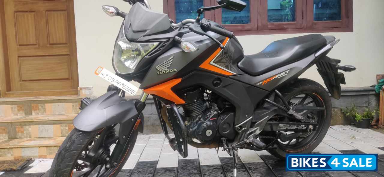 Honda CB Hornet 160R ABS